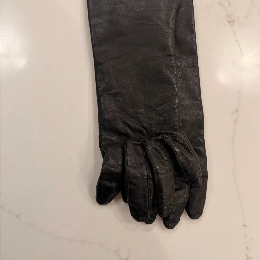 Women's Black Leather Gloves